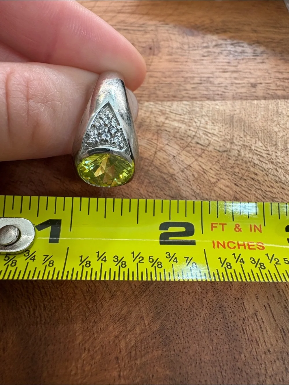 Vintage Gold Plated Ring with Lime Green Gemstone - Size 7.75